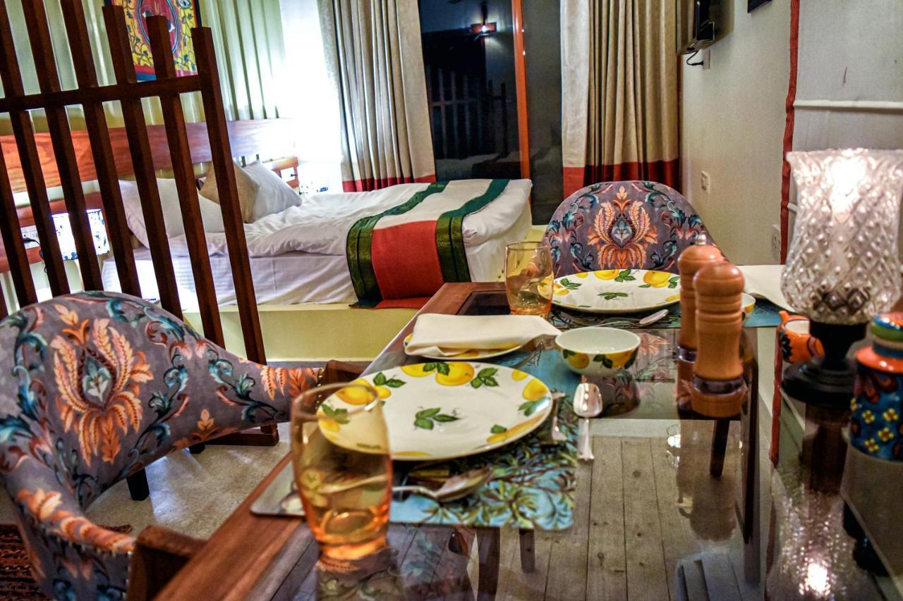 Tree Of Life Ecotainers Agra Hotel Agra  Exterior foto