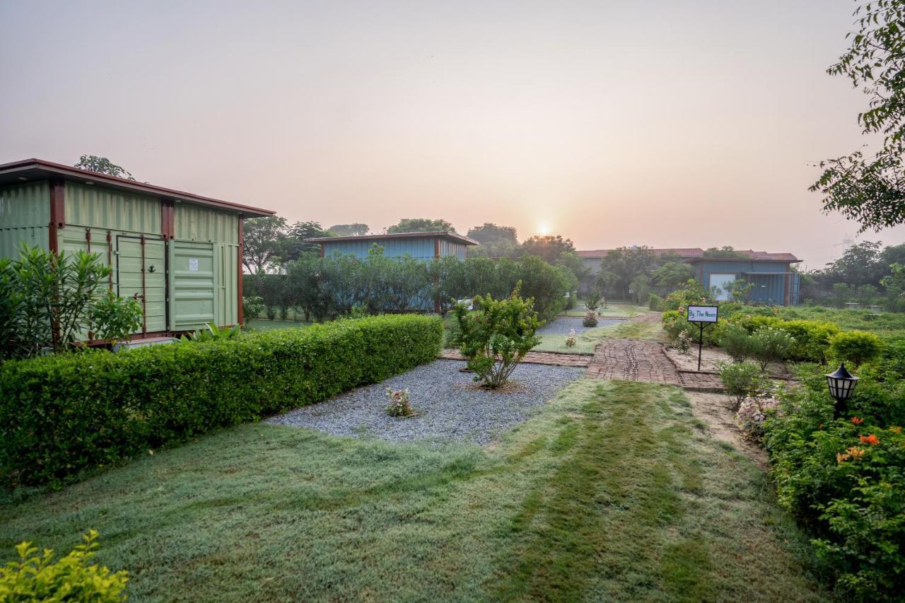 Tree Of Life Ecotainers Agra Hotel Agra  Exterior foto
