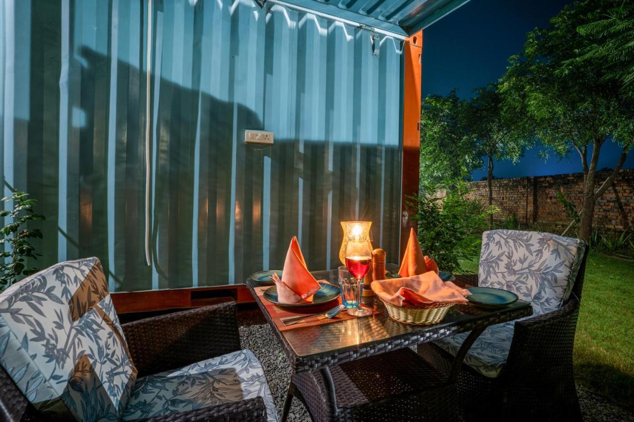 Tree Of Life Ecotainers Agra Hotel Agra  Exterior foto